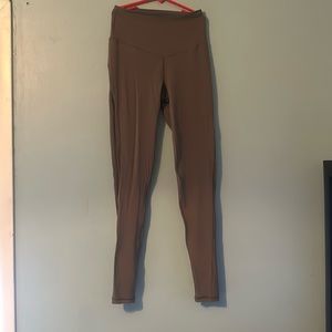 Arie offline leggings Size medium